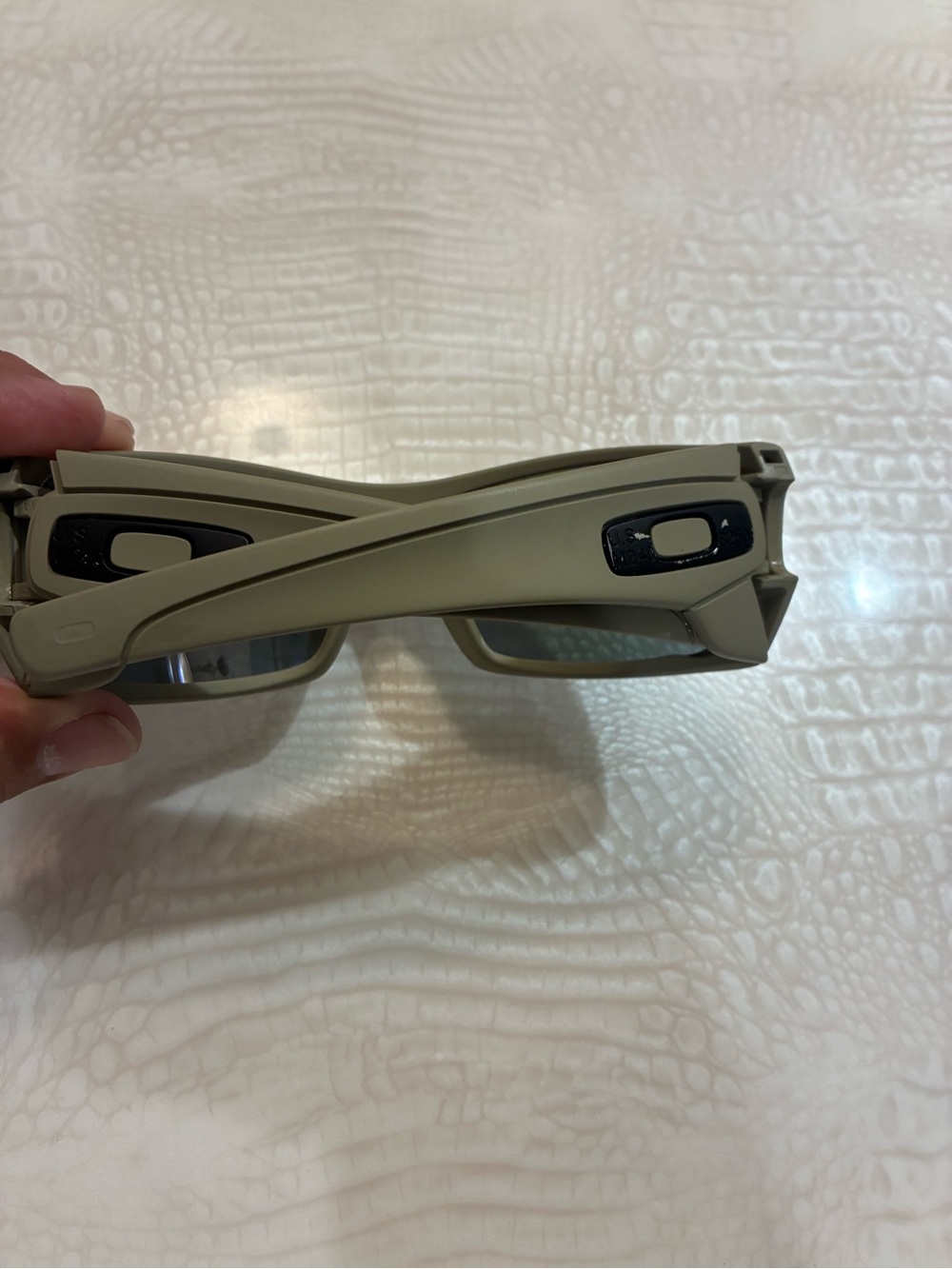 Oakley Batwolf Olive Green Frame Sunglasses - Picture 7 of 16